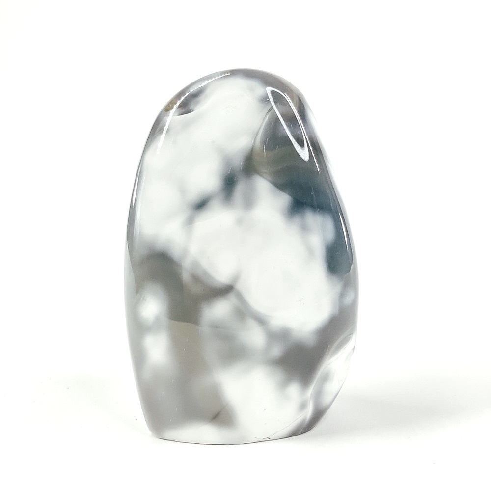 AGATE GRAY AND WHITE POLISHED FREE FORM DISPLAY